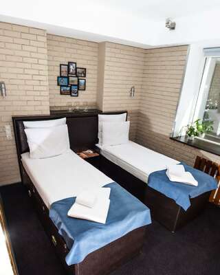 Мини-отель Клуб путешественников Новосибирск-0